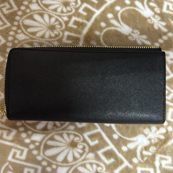 Micheal Kors Black Quarterzip Wallet NWOT - Picture 3 of 9